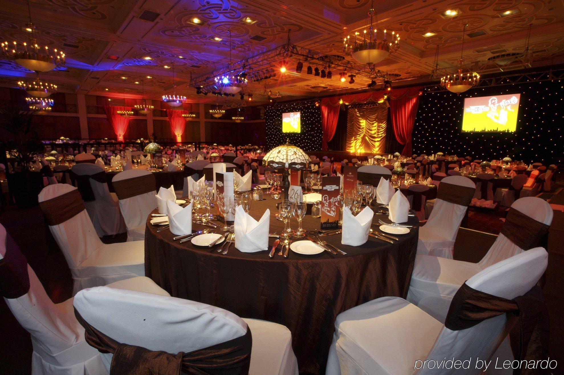 The Manor House At Celtic Manor Hotel Newport  Restoran gambar